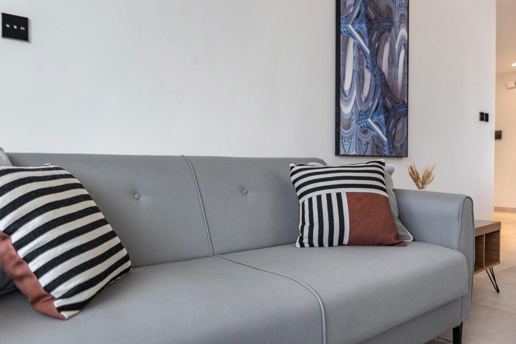 Apartment The Smart Concierge - Binghatti Canal