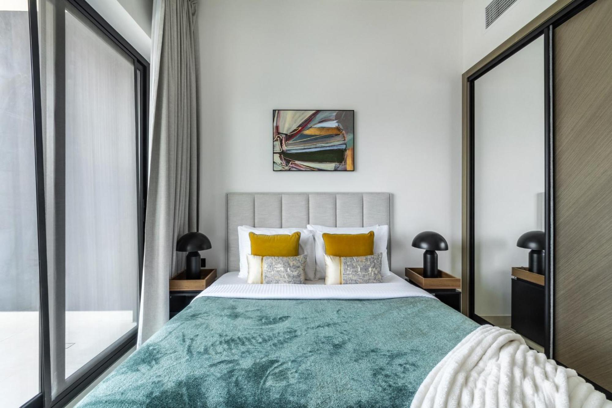 Apartment The Smart Concierge - Binghatti Canal Dubai