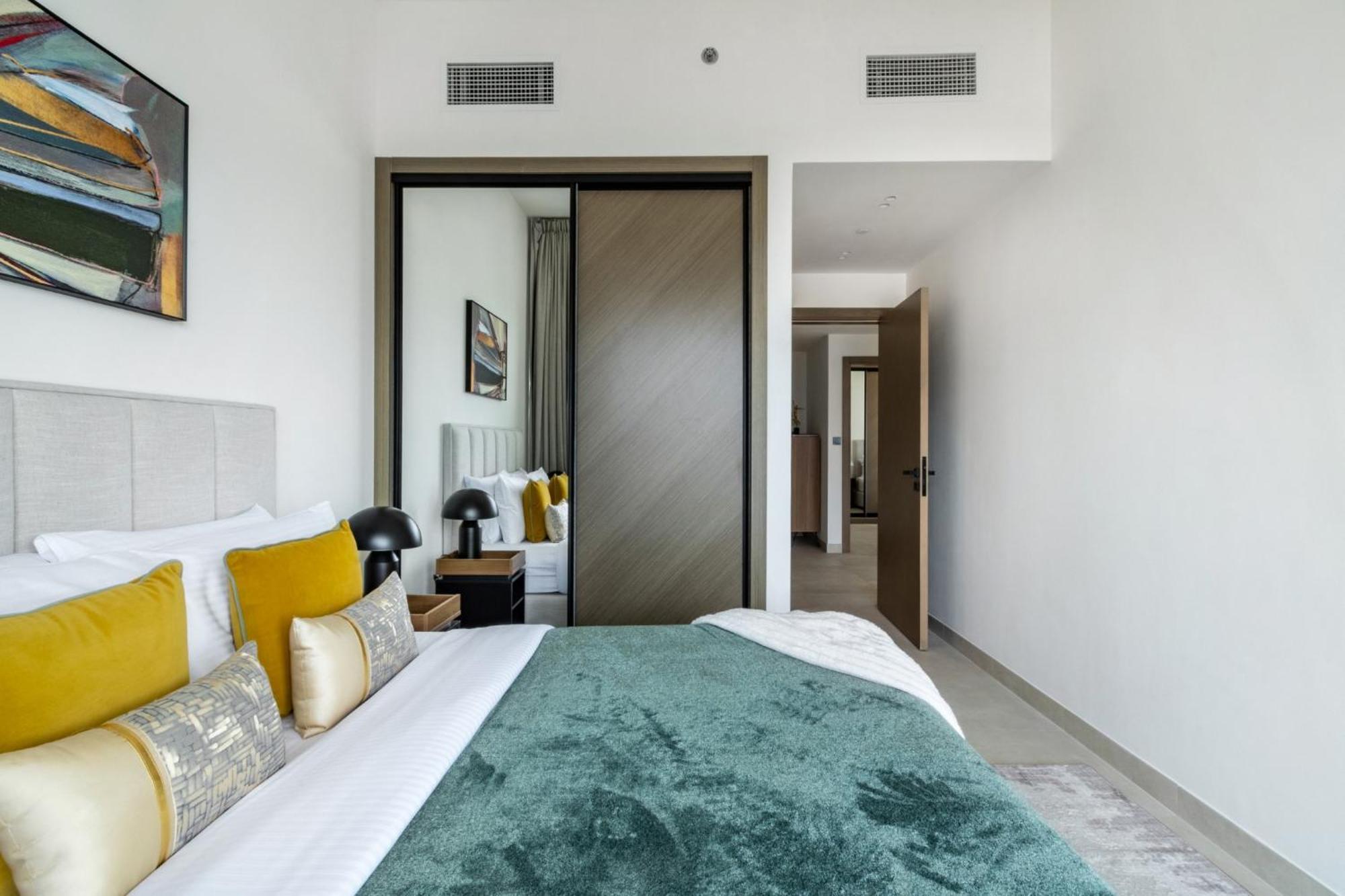 Apartment The Smart Concierge - Binghatti Canal Dubai